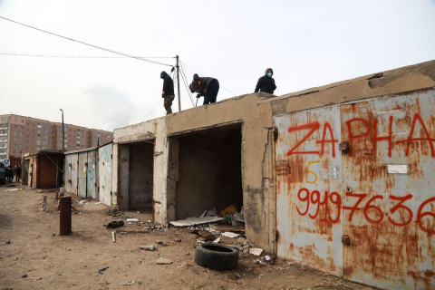Cонгинохайрхан дүүрэгт 41 байршлын гараашийг буулгажээ