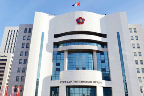 Олондоо таалагдаагүй сайд нарыг солих уу