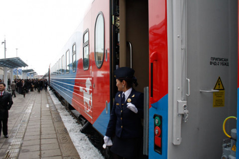 Төмөр замын тасалбарын үнэ 9000 болно