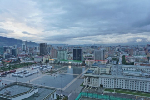 Улаанбаатарт бороотой, 14 хэм дулаан
