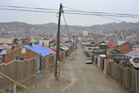 Улаанбаатарт хүйтний эрч бага зэрэг суларна
