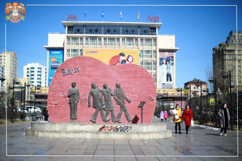 Улаанбаатарт солигдмол үүлтэй, 10 градус дулаан