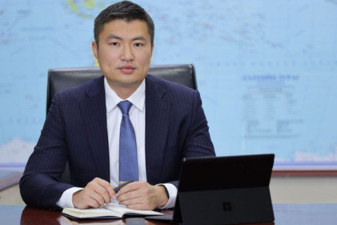 Хөгжлийн банк тойрсон дуулиан тасрахгүй нь