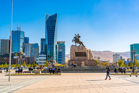 Улаанбаатарт 21 градус дулаан байна