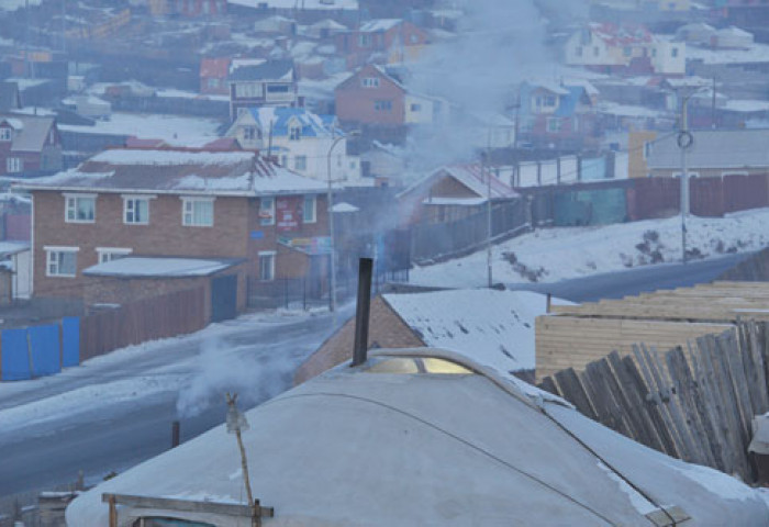 Улаанбаатарт цасгүй -16 градус хүйтэн