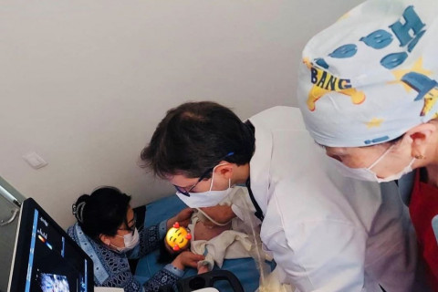 Италийн хүүхдийн зүрхний эмч Сонгинохайрханы нэгдсэн эмнэлэгт ажиллаж байна