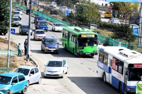 “Зуслангийн автобус энэ долоо хоногоос явж эхэлнэ“ “Зуслангийн автобус энэ долоо хоногоос явж эхэлнэ“