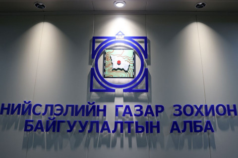Шинээр цэцэрлэг барих газруудыг чөлөөлжээ Шинээр цэцэрлэг барих газруудыг чөлөөлжээ